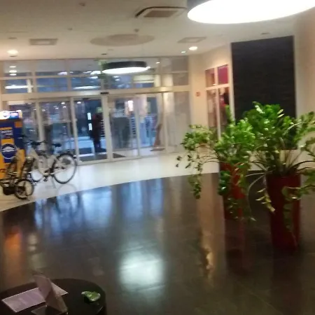 Apartament 620 W Z Basenem